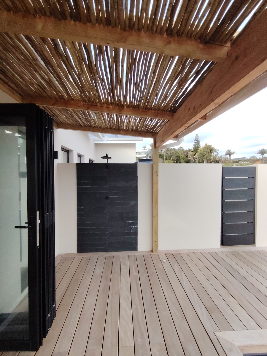 4 Bedroom Property for Sale in Baron View Western Cape